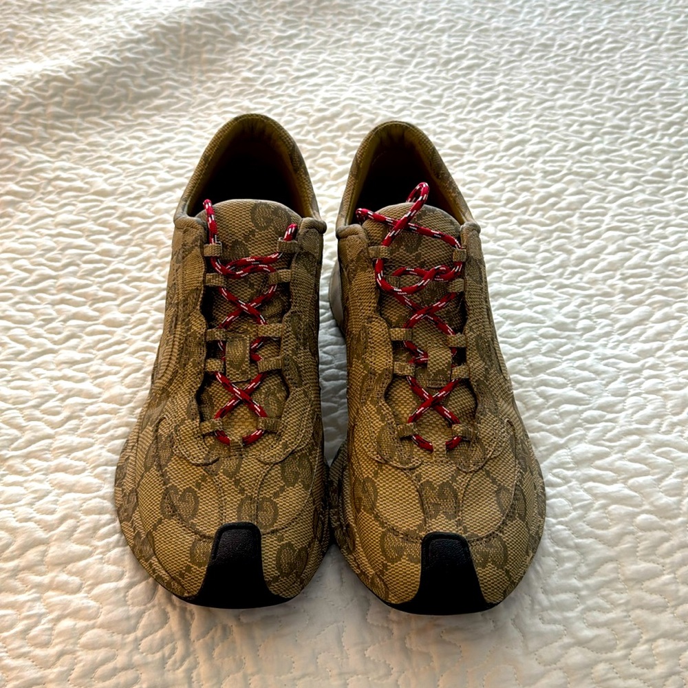 COPY - GUCCI RUN BRAND NEW